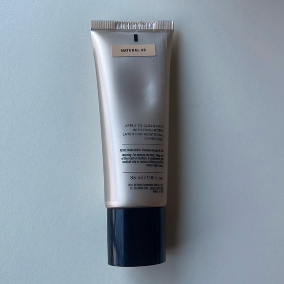 bareMinerals - Natural Pecan 05 Mini COMPLEXION RESCUE  bareMinerals Complexion Rescue Tinted Hydrating Gel Cream in Natural 05